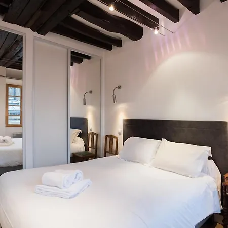 Le Marais & Arts Et Metiers - 1Br - Cityapartmentstay Parigi